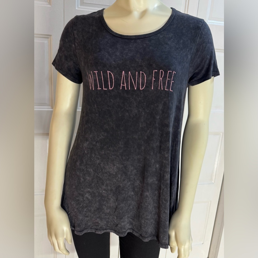 Xhilaration Wild and Free Graphic Tee Black Acid Wash Tunic XL Soft Stretch EUC